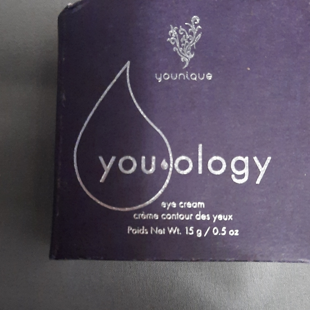 Younique targeted eye cream